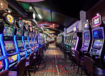 Slots Hold Up